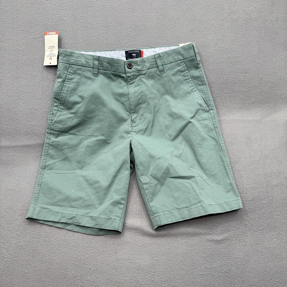 Dockers Ultimate Short Shorts Mens 32 Green Chino Supreme Flex 9 Inseam Casual